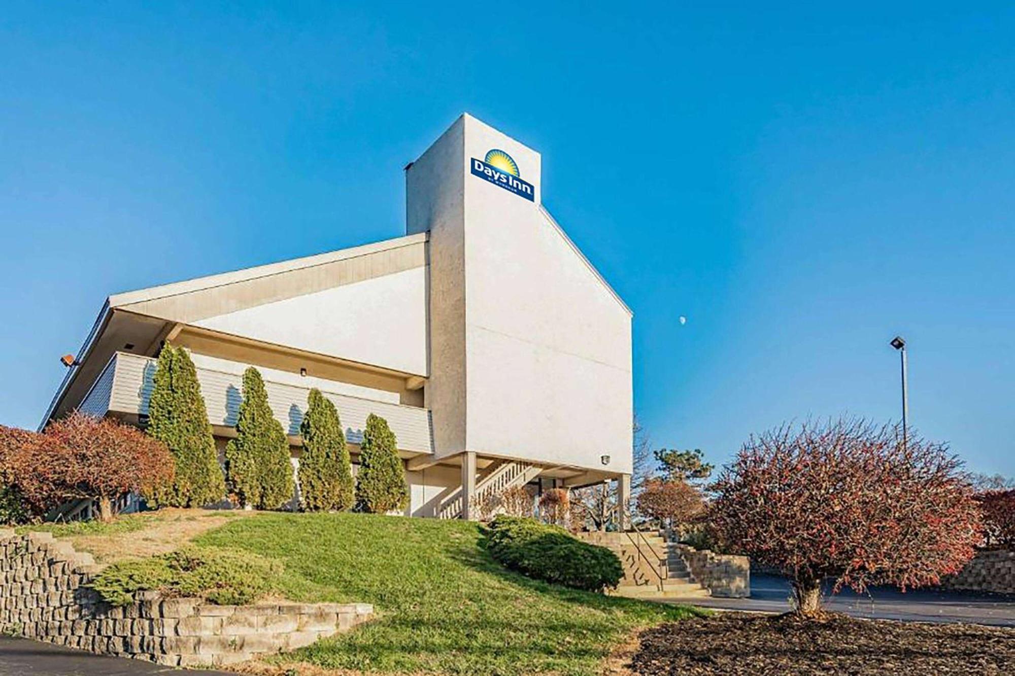 Days Inn By Wyndham Cincinnati I-71 Exterior foto