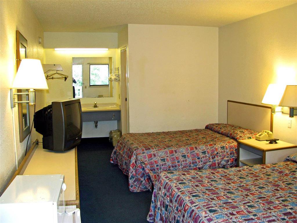 Days Inn By Wyndham Cincinnati I-71 Habitación foto